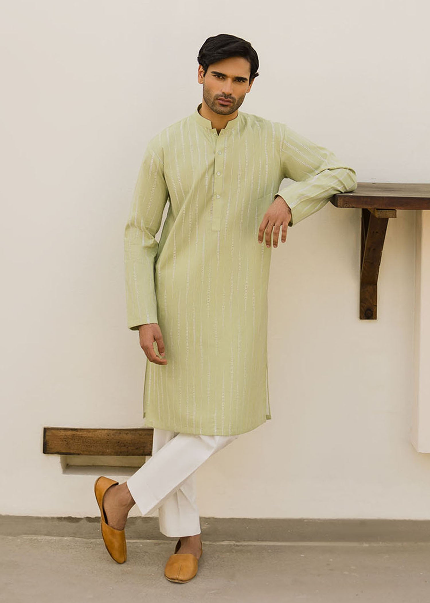 TEA GREEN