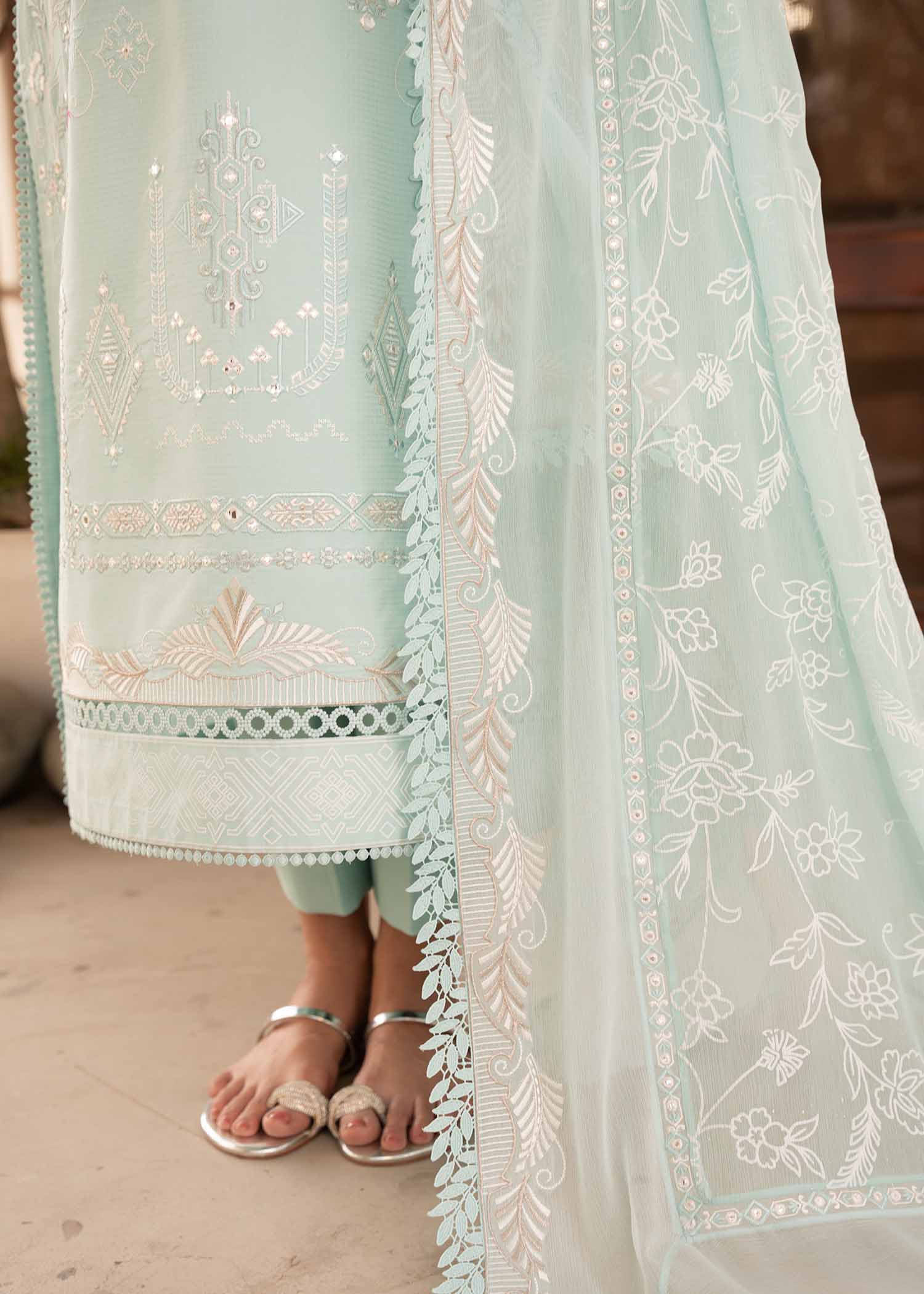 3 PIECE EMBROIDERED SUBLIME BLUE -JEEM