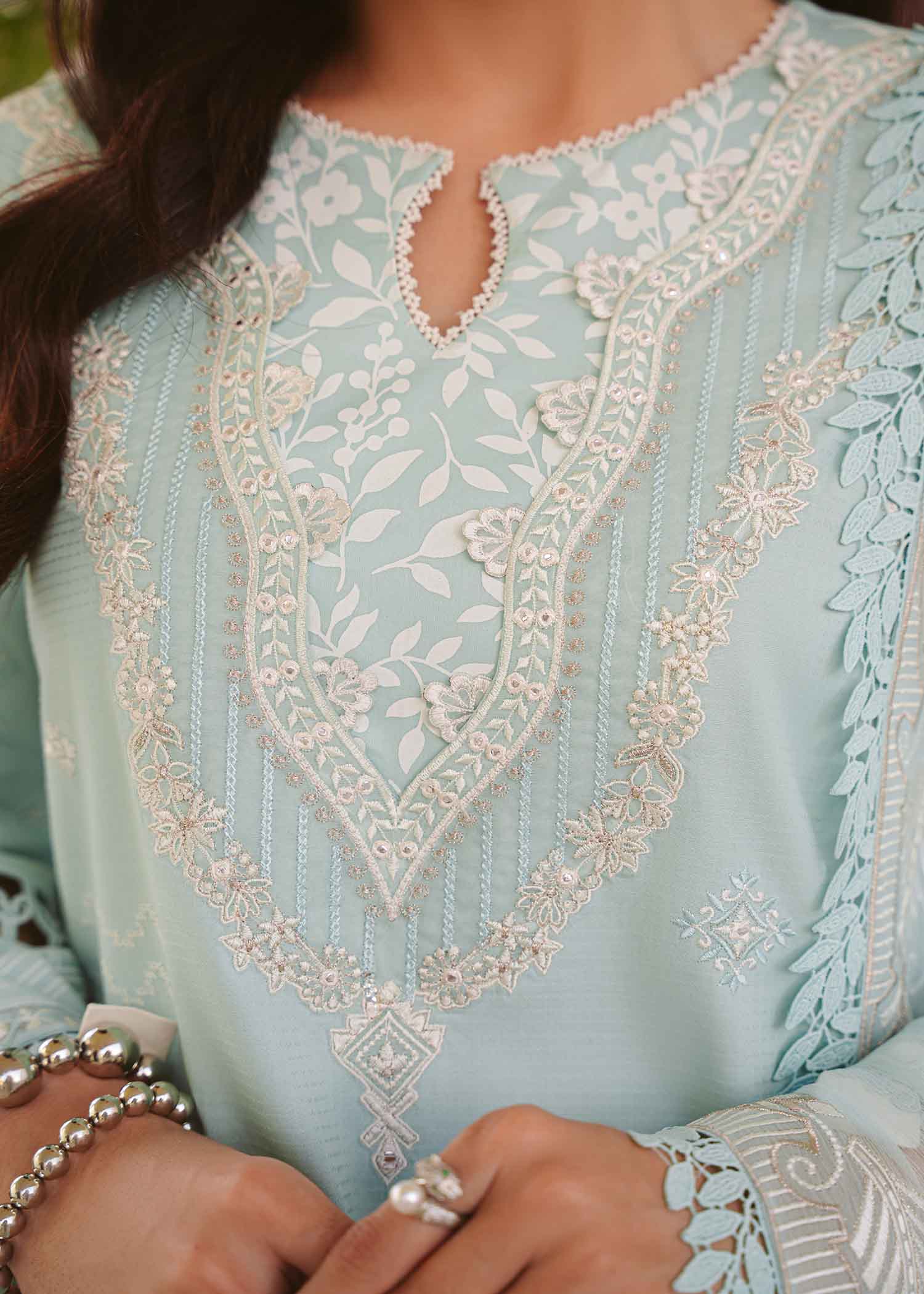 3 PIECE EMBROIDERED SUBLIME BLUE -JEEM