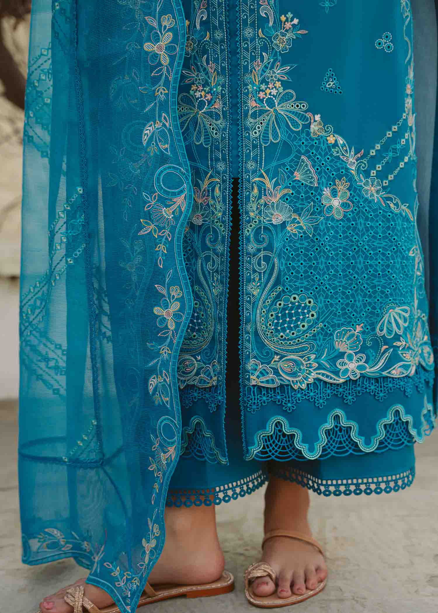 3 PIECE EMBROIDERED PACIFIC BLUE -JEEM