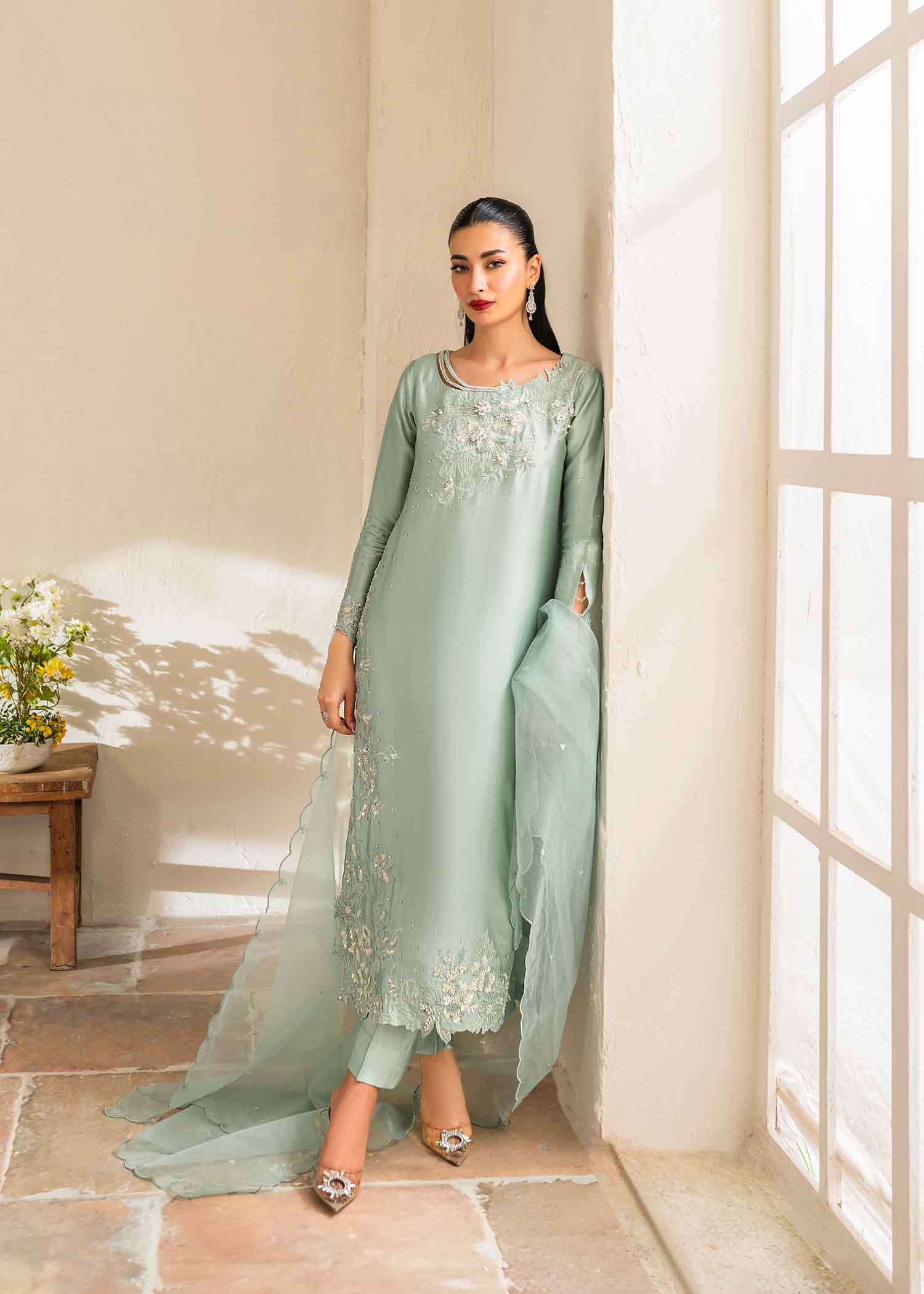 Evelyn Green Female Luxury Dress