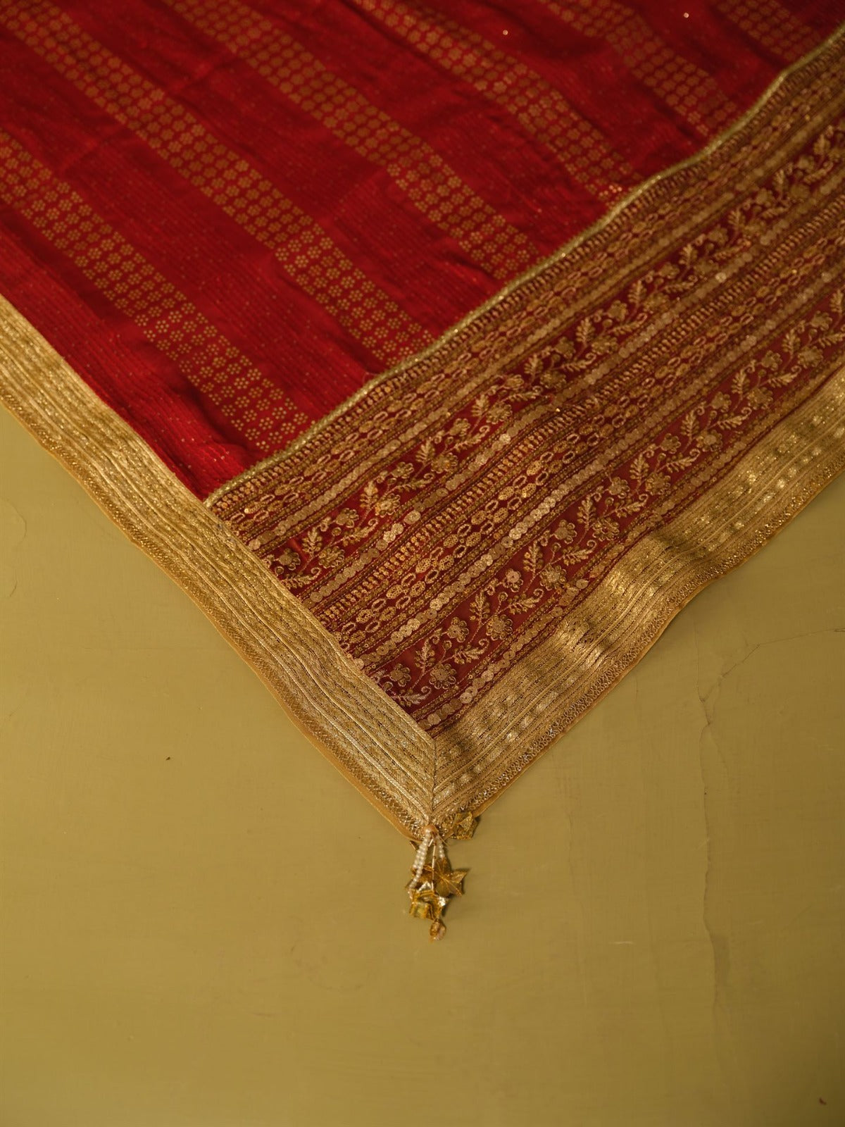 MUKESH BLACK SHAWL