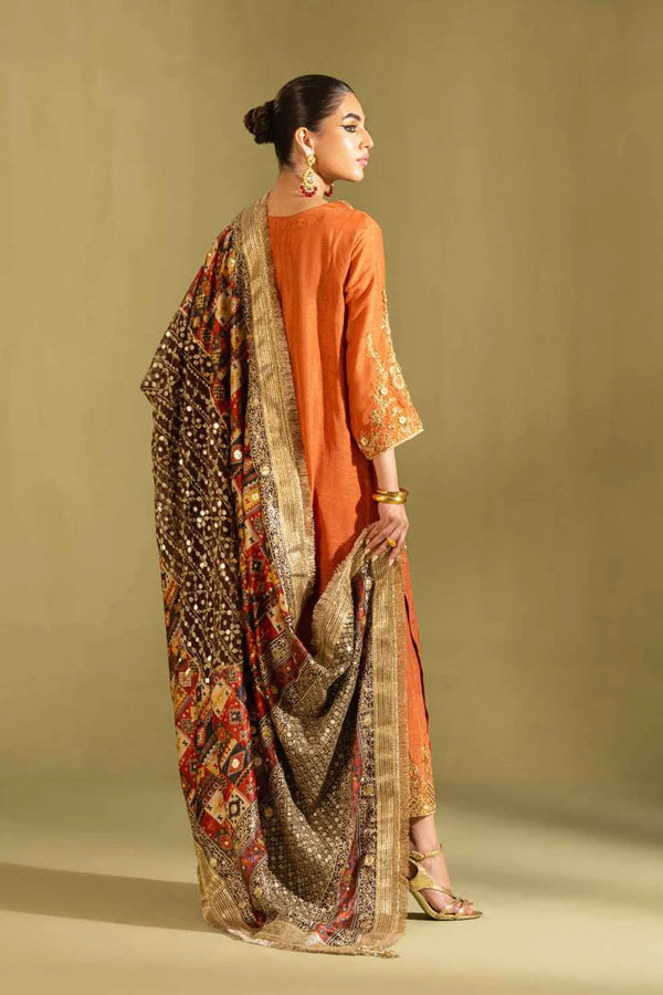 bano formal dress for female
