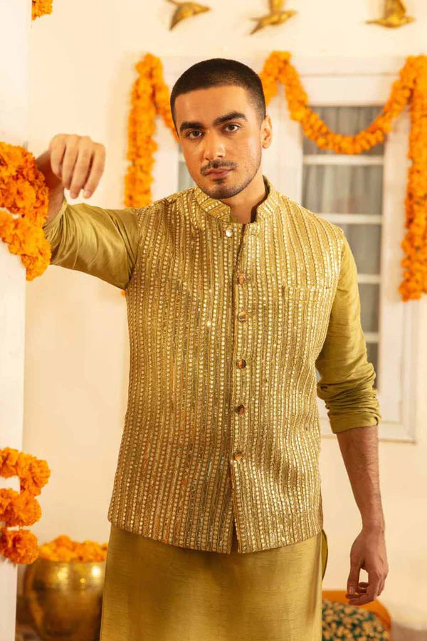 green fomal suit for mens