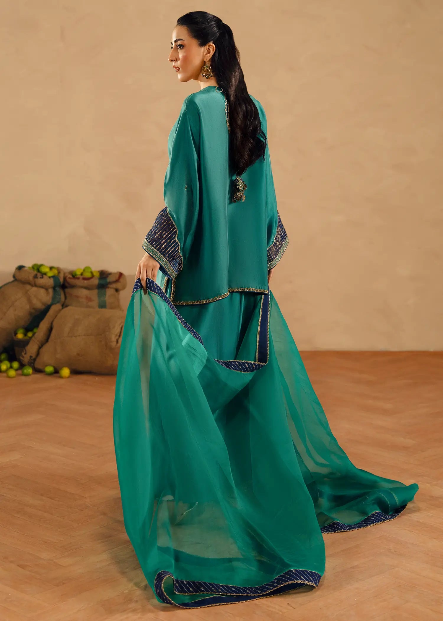 RAYA GREEN