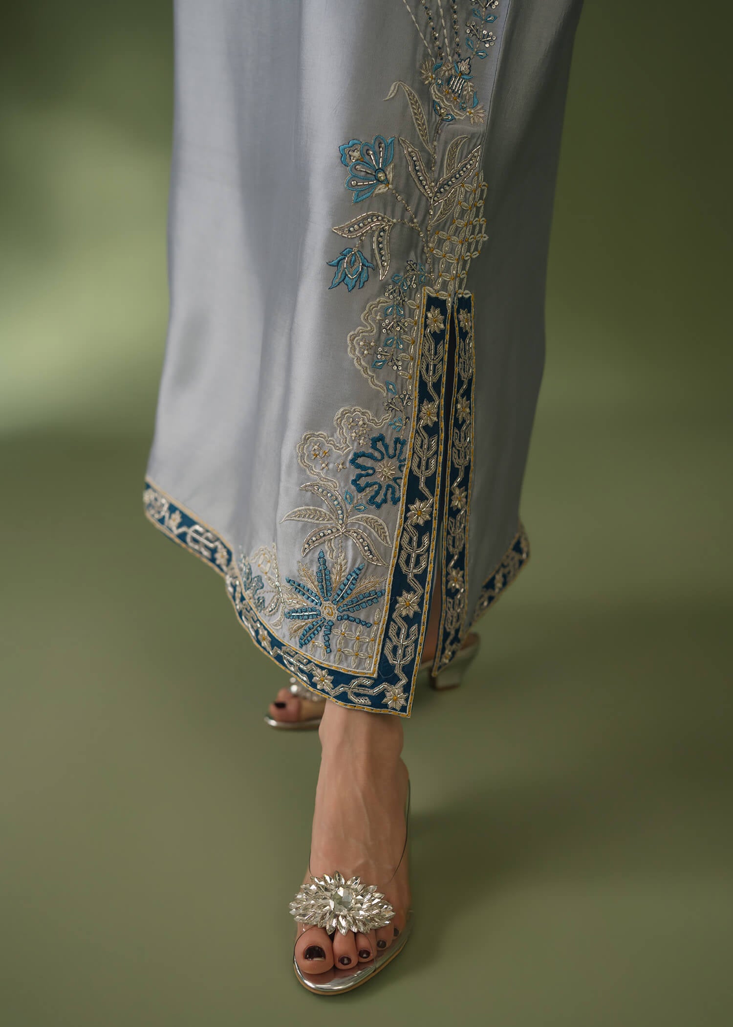Grey silk kaftan 3-piece suit with beadwork and organza dupatta