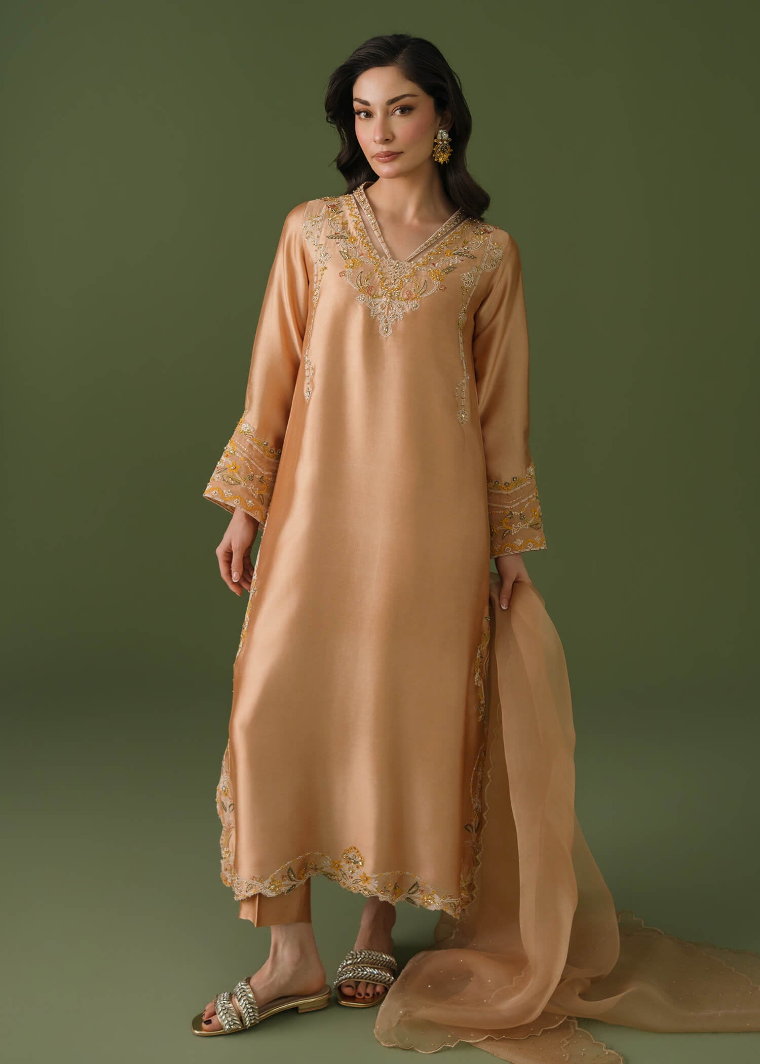 Peach silk 3-piece suit with resham embroidery and scalloped hem