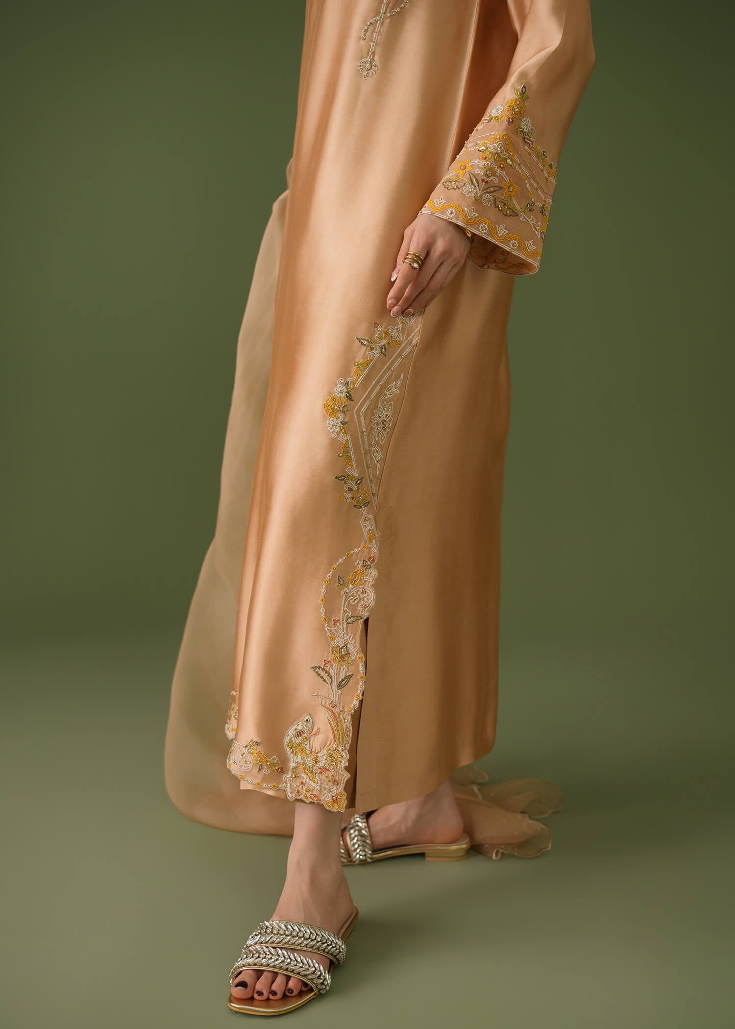Peach silk 3-piece suit with resham embroidery and scalloped hem